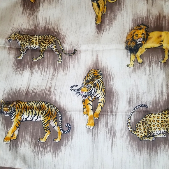 Vintage Echo Silk Scarf | Lion,  Tiger, Leopard Motif - Picture 3 of 4